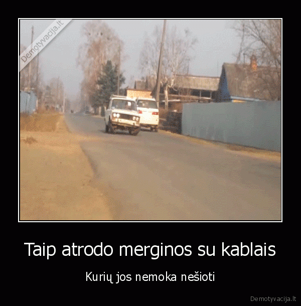 Taip atrodo merginos su kablais - Kurių jos nemoka nešioti. 