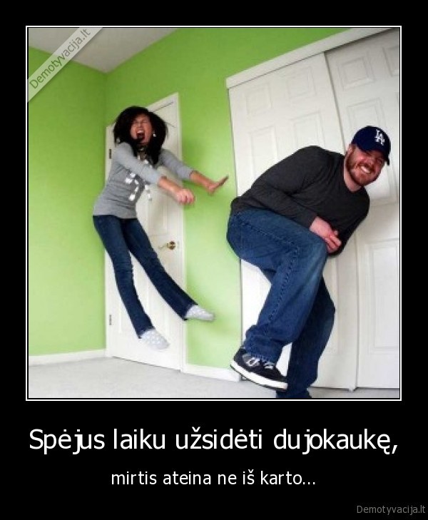 Spėjus laiku užsidėti dujokaukę, - mirtis ateina ne iš karto.... 