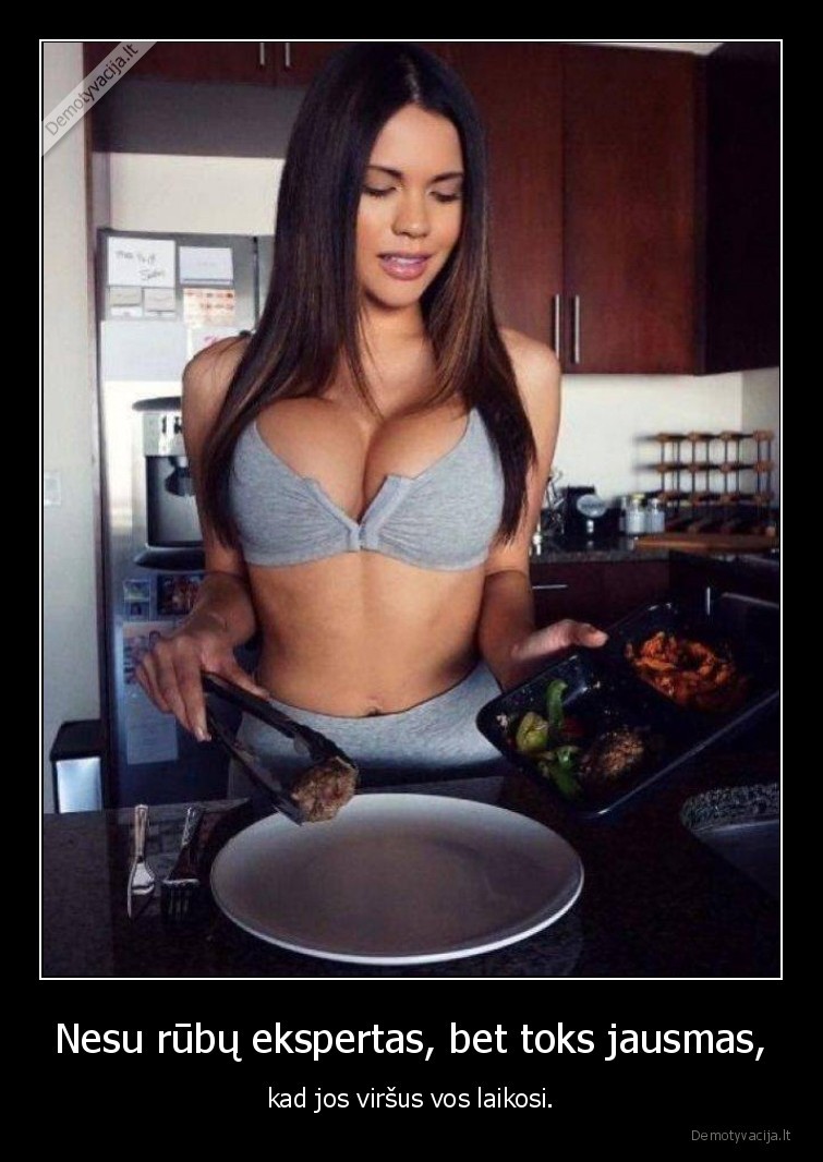 Nesu rūbų ekspertas, bet toks jausmas, - kad jos viršus vos laikosi.. 