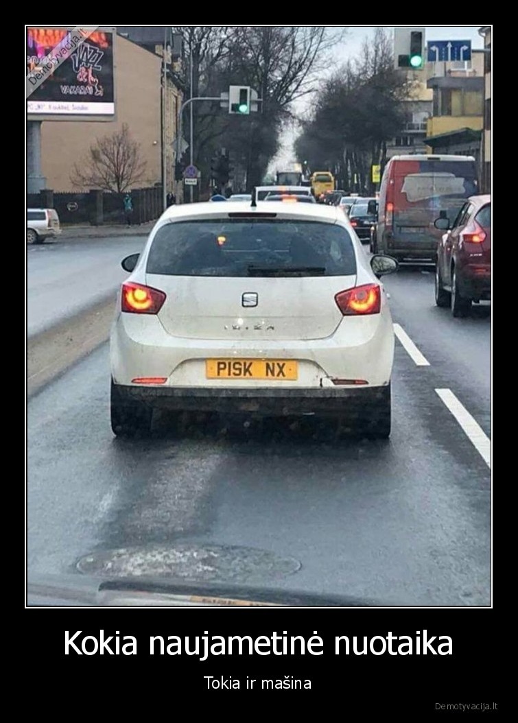 Kokia naujametinė nuotaika - Tokia ir mašina. 