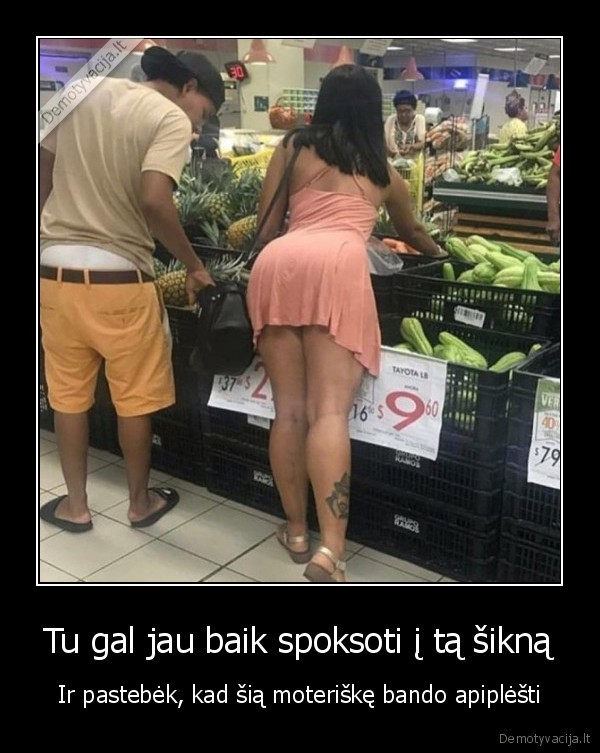Tu gal jau baik spoksoti į tą šikną - Ir pastebėk, kad šią moteriškę bando apiplėšti. 